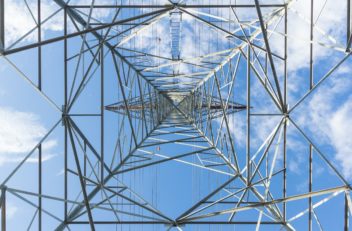 Analyzing and controlling the electric power grid requires precise measurements that are presented correctly. A new method may help ensure this. Photo: Thinkstock