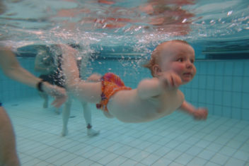 Babies can be easily taught to float or their back, and to dive and swim. Photos: Paal Aagaard and Emma Solhaug