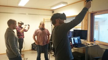 Two EiT groups in Trondheim work together with the EiT students in Gjøvik using VR. Photo: Experts in Teamwork