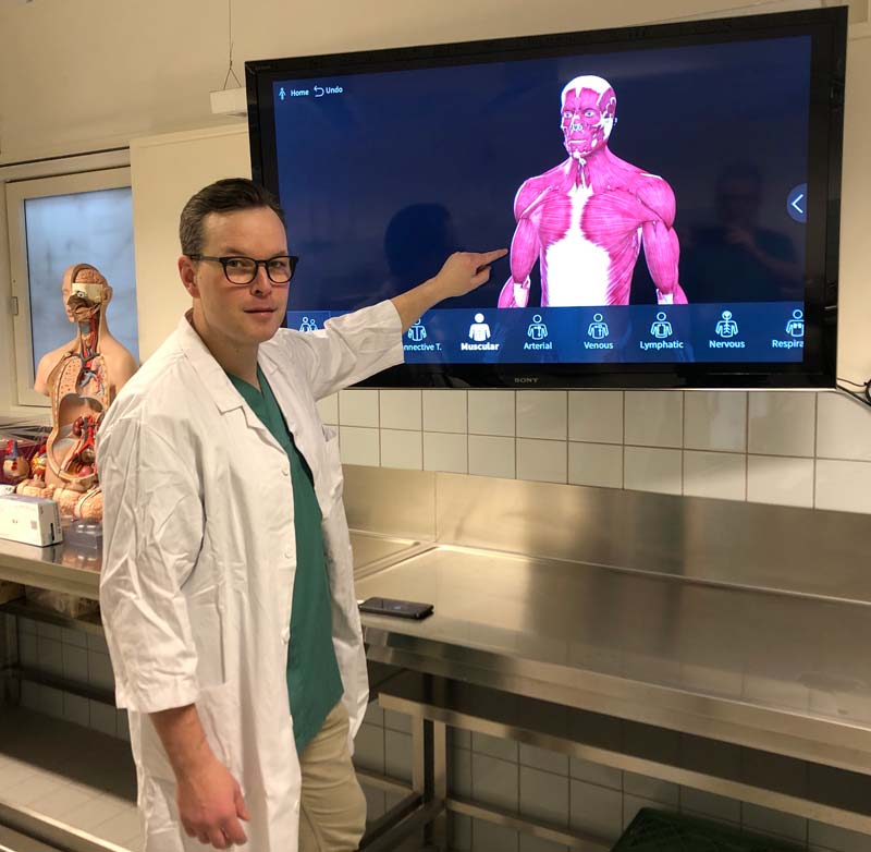 Associate Professor Michael van Schaardenburgh teaches students anatomy.