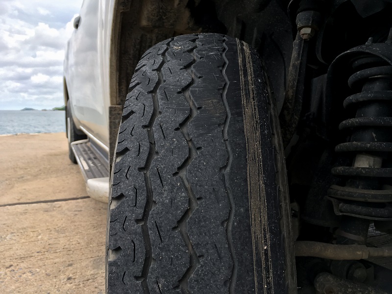 Worn,Rubber,Tire,,Old,Vehicle,Rubber,Tire