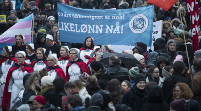 Women's march and demonstration in Oslo for equal pay for women. Photo.